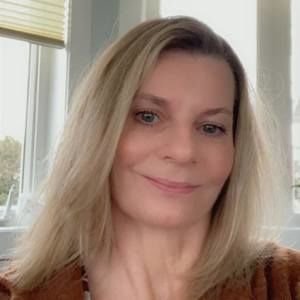 Meet your Posher, Leah kelley-